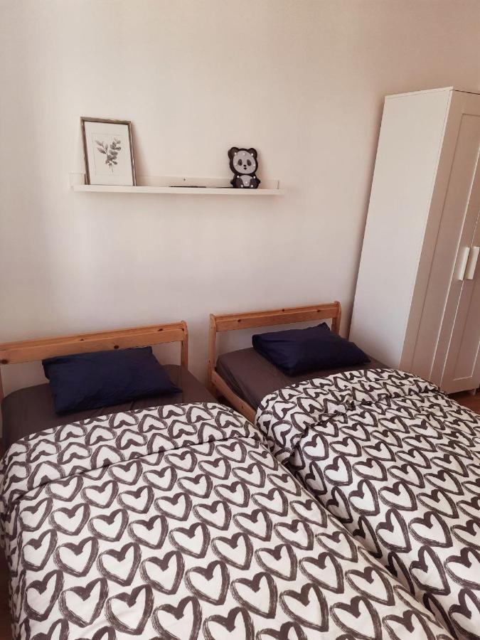 Sleep And Go Apartment - Free Parking Katowice Eksteriør bilde